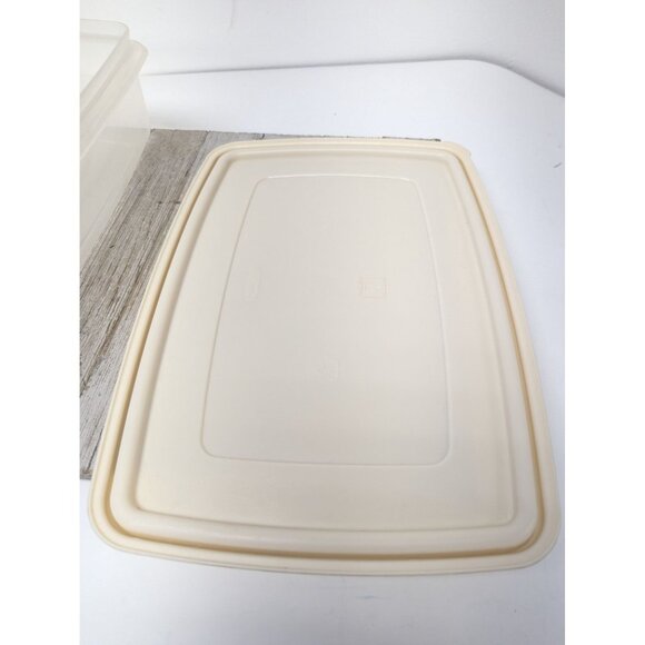 Vintage Rubbermaid Large 17 Cup #7 Rectangle Container Almond Lid B - Picture 7 of 8